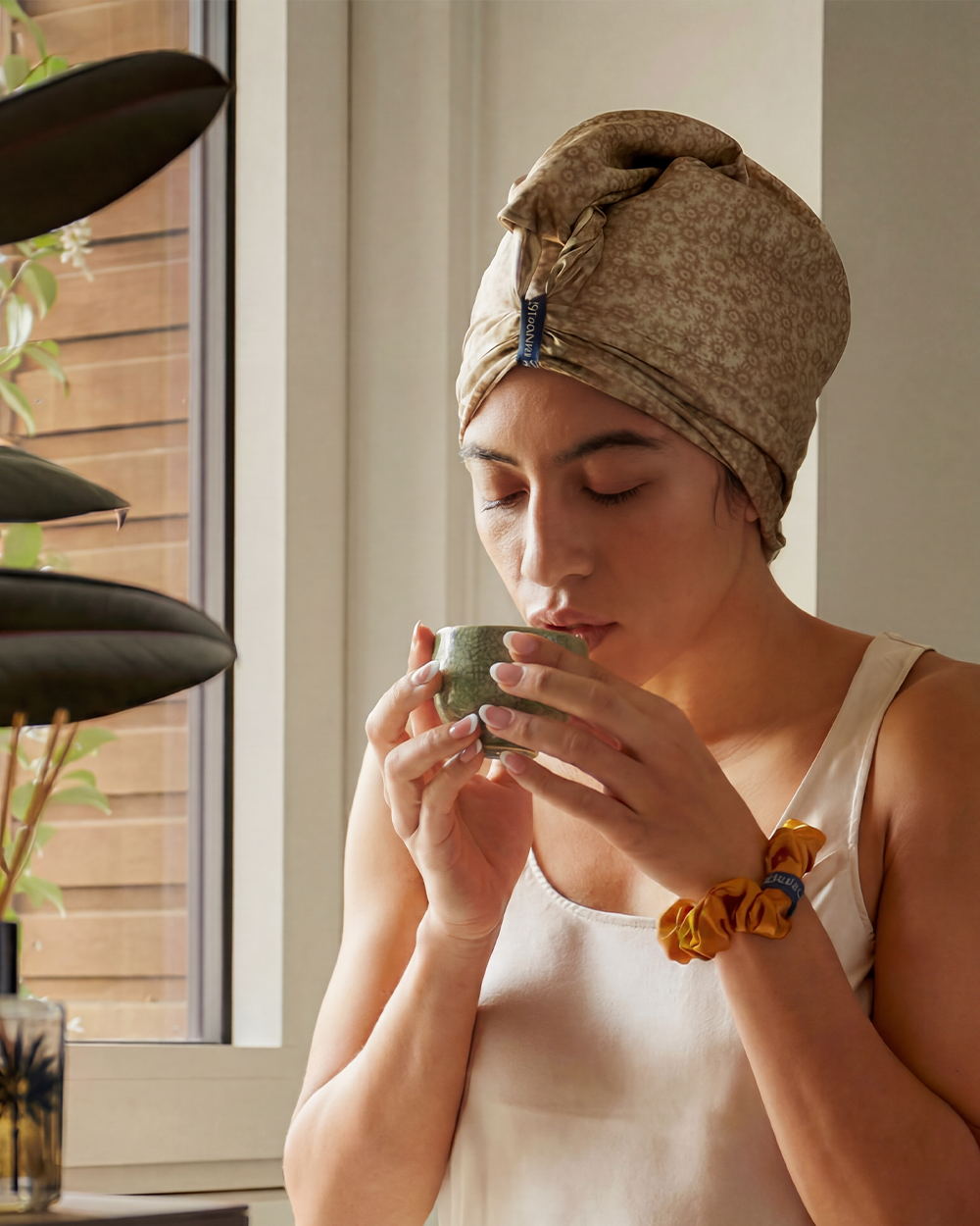 Ode to Audrey Fold silk hair wrap for sleeping, pure mulberry silk, handmade in London by Paradisefold