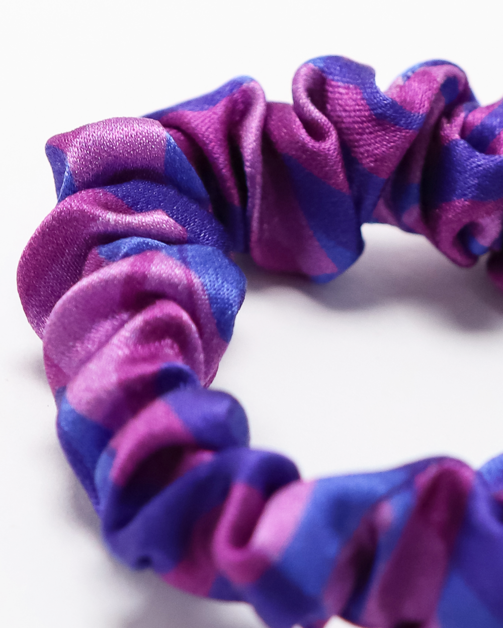 Paradisefold silk hairtie