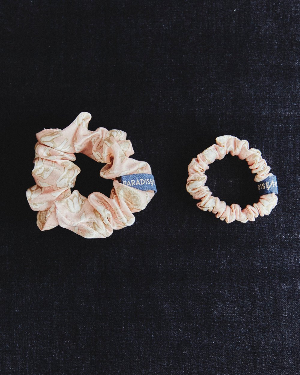 Paradisefold hair tie